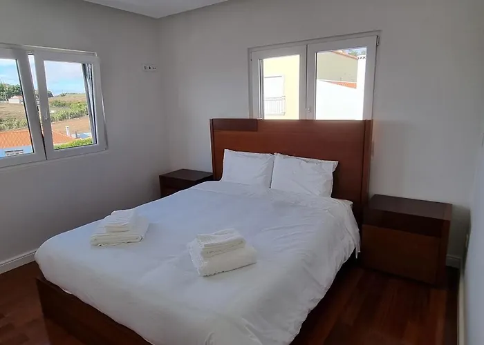 Βίλα Lina Lourinha (Lisbon)